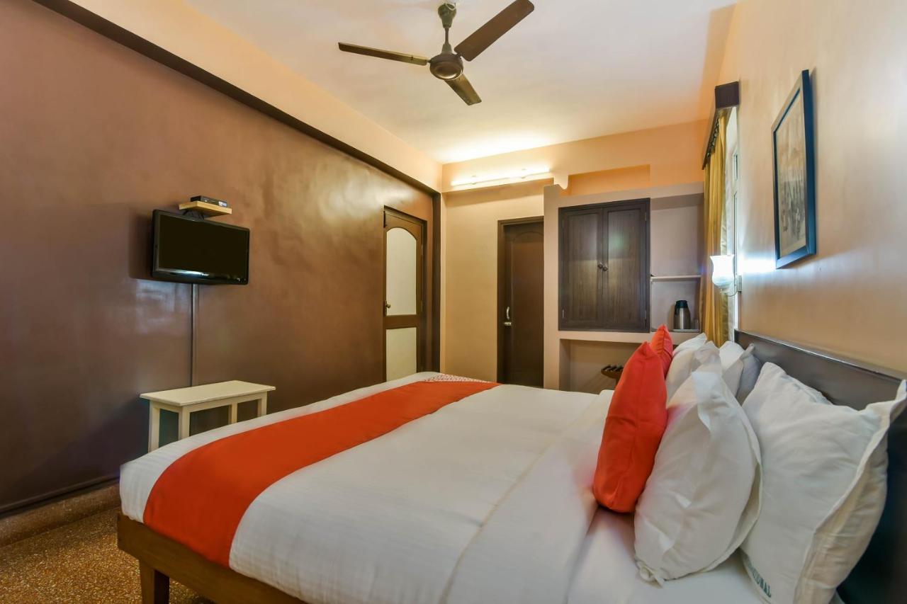 Oyo 807 Hotel Gopika International Goa Exteriör bild