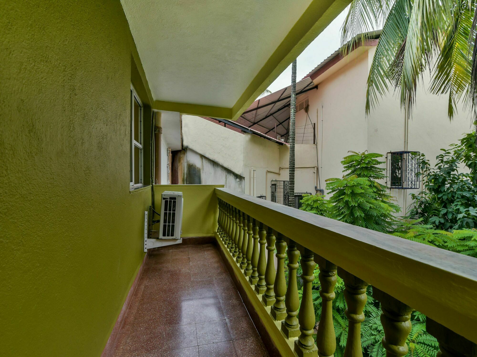 Oyo 807 Hotel Gopika International Goa Exteriör bild
